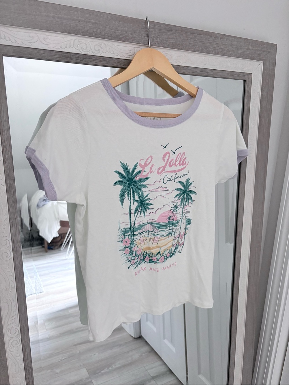 La Jolla Beach Graphic Tee